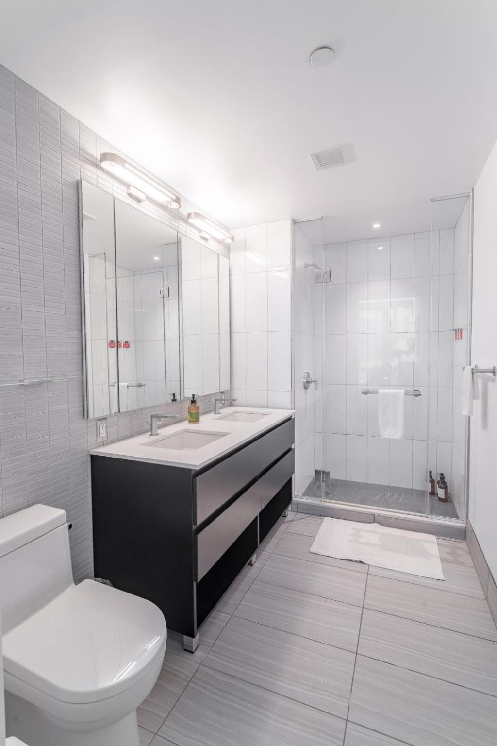 Modern Stylish 2Br 2Ba Apartment In Hudson Yard 纽约 外观 照片