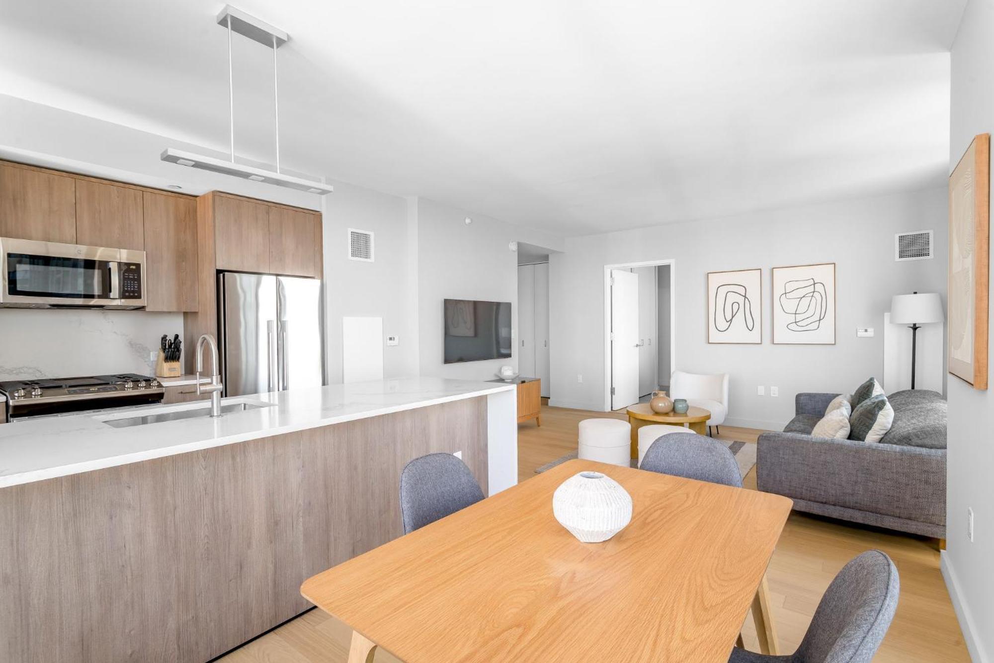 Modern Stylish 2Br 2Ba Apartment In Hudson Yard 纽约 外观 照片